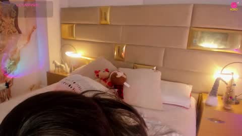 Bella Becca  online show from 12/05/25, 05:20