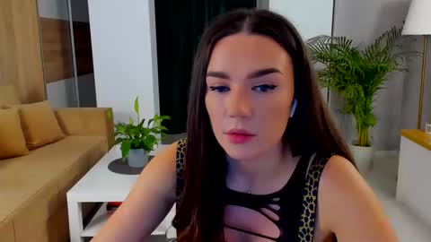 BellaDona online show from 01/27/25, 01:26