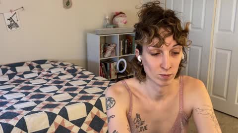 Snapshot of bellababy444 chatting on 01/28/25, 05:14 bellababy444 online show from 01/28/25, 05:14