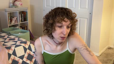 Snapshot of bellababy444 chatting on 02/03/25, 05:46 bellababy444 online show from 02/03/25, 05:46