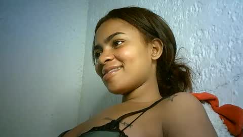 Bella online show from 01/08/25, 03:50