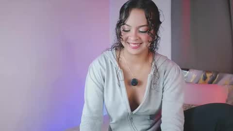 Snapshot of bellabeth_ chatting on 11/06/25, 06:47 Betsy online show from 11/06/25, 06:47