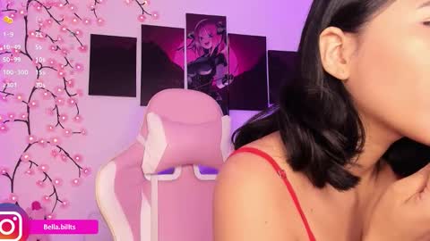 Bella online show from 02/04/26, 01:17