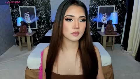 Bella online show from 09/26/25, 08:51