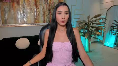 Snapshot of bellacarteer_ chatting on 10/07/25, 11:29  Bella C  online show from 10/07/25, 11:29