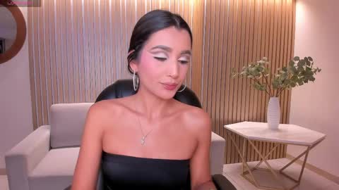  Bella C  online show from 05/06/26, 07:41