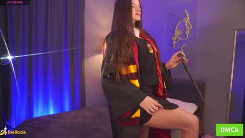 Bella I took a vacation and Ill be back on December 18th So dont lose me To keep in touch I have a TG -  you can find below online show from 11/23/25, 08:25