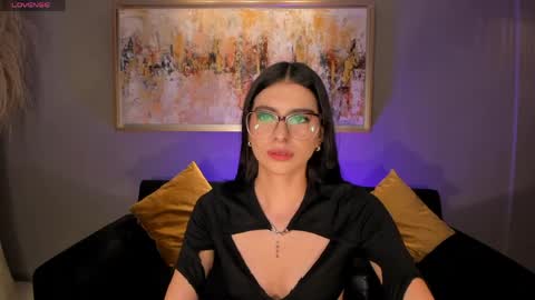 Bella online show from 05/07/26, 04:07