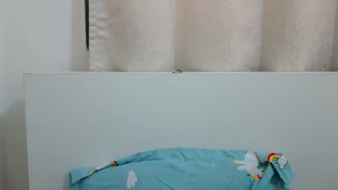 bellacrystall online show from 12/23/25, 06:22