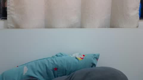 bellacrystall online show from 03/23/26, 06:39