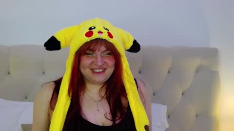 Snapshot of belladonnared chatting on 03/29/26, 12:10 Belladonna online show from 03/29/26, 12:10