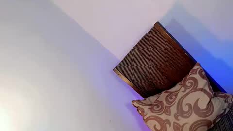 Snapshot of bellafucks1 chatting on 11/14/25, 02:54 Bella rowt online show from 11/14/25, 02:54