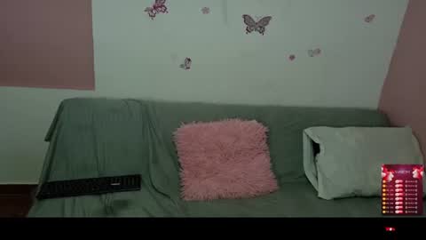 Bella online show from 06/24/26, 03:49
