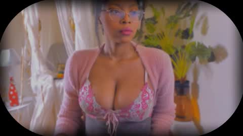 Snapshot of bellahproudly chatting on 11/01/25, 01:40 Bellah online show from 11/01/25, 01:40