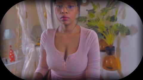 Snapshot of bellahproudly chatting on 11/12/25, 02:56 Bellah online show from 11/12/25, 02:56