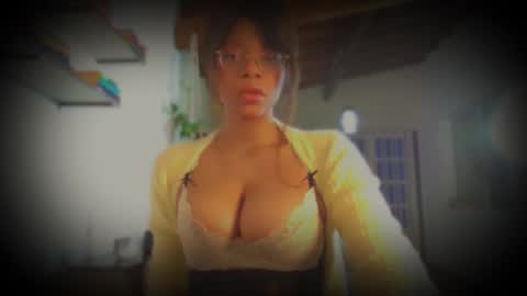 Snapshot of bellahproudly chatting on 02/16/26, 08:43 Bellah online show from 02/16/26, 08:43