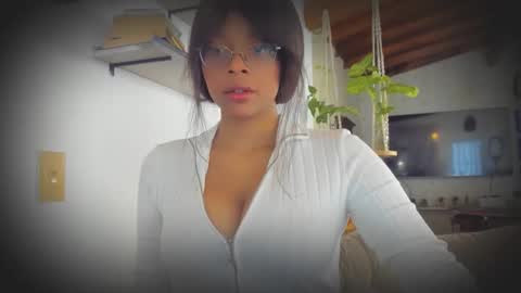 Snapshot of bellahproudly chatting on 03/24/26, 06:57 Bellah online show from 03/24/26, 06:57