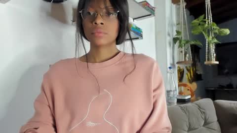 Snapshot of bellahproudly chatting on 04/12/26, 10:31 Bellah online show from 04/12/26, 10:31