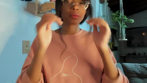 Snapshot of bellahproudly chatting on 04/16/26, 09:54 Bellah online show from 04/16/26, 09:54