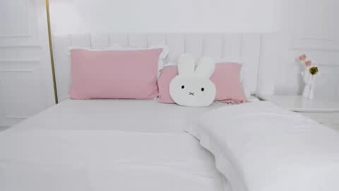 Bella online show from 03/13/26, 02:29