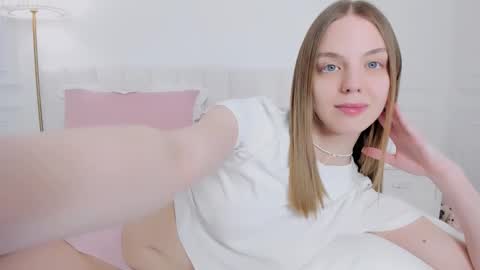 Bella online show from 03/14/26, 02:28