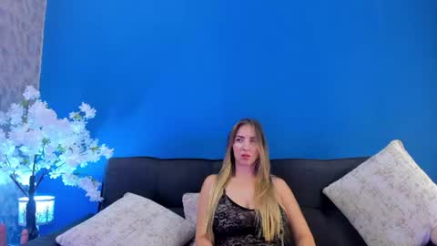 Snapshot of bellamariex chatting on 06/26/26, 10:19 Bella Marie online show from 06/26/26, 10:19