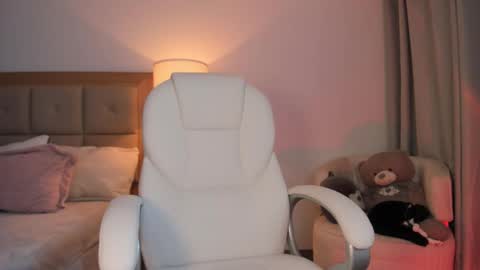 Bella Mia online show from 11/14/25, 11:46