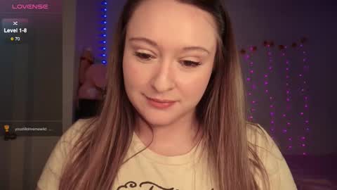 Bella Monroe online show from 10/26/25, 03:01