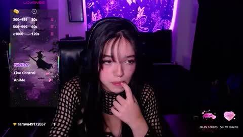 Bella Monteluna online show from 12/14/25, 10:14