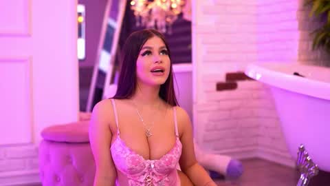 Bella online show from 09/12/25, 05:46