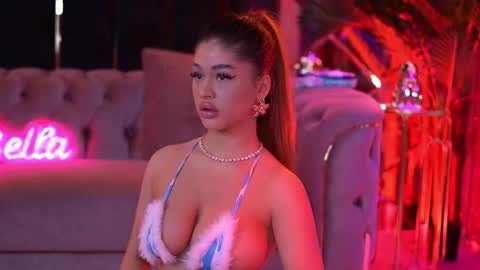 Bella online show from 02/16/26, 06:37