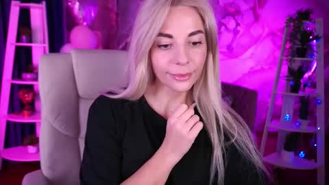 Bella online show from 02/24/26, 03:43