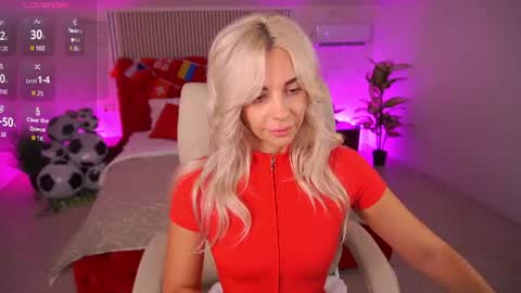 Bella online show from 07/13/26, 01:14
