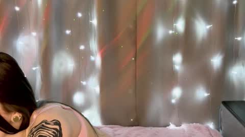 Snapshot of bellarison chatting on 02/25/26, 08:51 Daniela online show from 02/25/26, 08:51