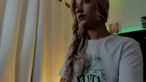 bellaroge online show from 06/15/26, 05:31