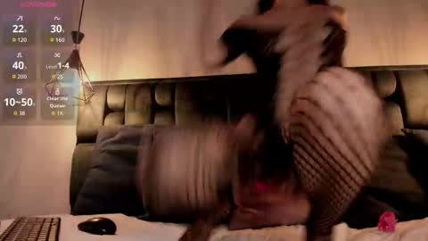 Snapshot of bellarohs chatting on 12/01/25, 01:49 LUCIANA online show from 12/01/25, 01:49