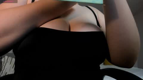  Bella Rose  online show from 12/16/25, 04:50