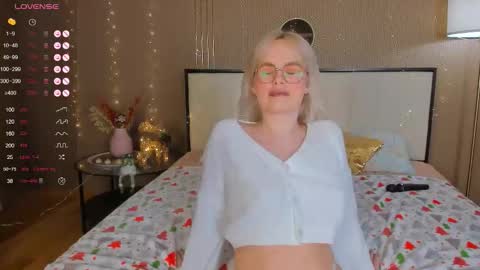 Bella online show from 01/18/26, 01:09