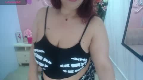 Snapshot of bellatrix_ch chatting on 07/18/26, 12:53 Bella online show from 07/18/26, 12:53