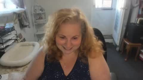 Bellavoca online show from 10/04/25, 06:17