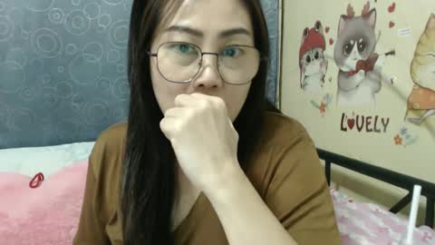 Snapshot of bellbabe chatting on 02/03/25, 11:42 Bella online show from 02/03/25, 11:42