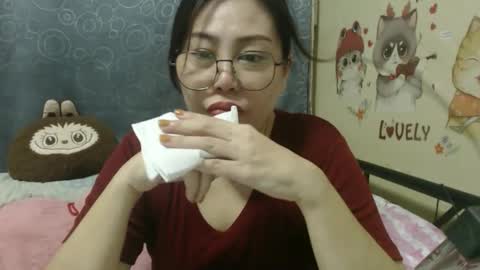 Snapshot of bellbabe chatting on 09/11/25, 05:57 Bella online show from 09/11/25, 05:57