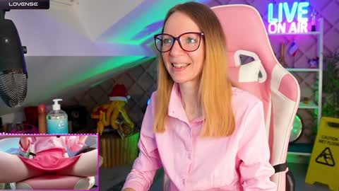 Snapshot of belle_alice chatting on 01/27/25, 07:35 Alice online show from 01/27/25, 07:35