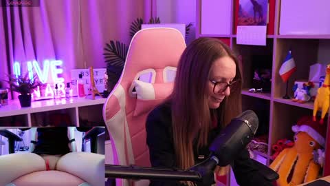 Alice online show from 04/21/26, 06:20