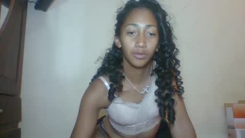 Snapshot of belle_annah chatting on 05/10/26, 04:50 belle_annah online show from 05/10/26, 04:50
