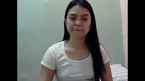 Snapshot of belle_ph chatting on 12/08/24, 10:30 Belle online show from 12/08/24, 10:30