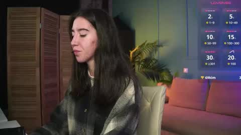 Snapshot of belle_via chatting on 10/04/25, 03:43 Bella online show from 10/04/25, 03:43