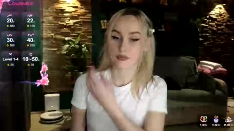 Belle online show from 09/10/25, 09:09