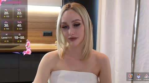 Belle online show from 05/14/26, 12:23