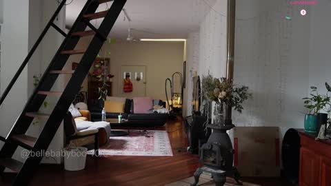 Snapshot of bellebabyboo chatting on 04/10/26, 12:27 BELLE online show from 04/10/26, 12:27